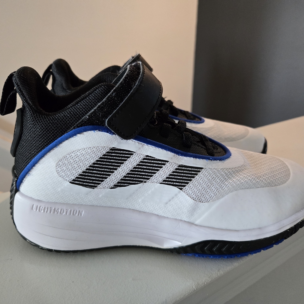 adidas Kids White, Black & Blue Basketball Sneakers